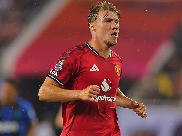 MU Intip Peluang Tukar Rasmus Hojlund dengan Benjamin Sesko