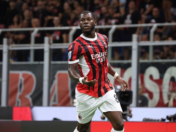 Napoli Pertimbangkan Pendekatan Baru untuk Datangkan Yunus Musah